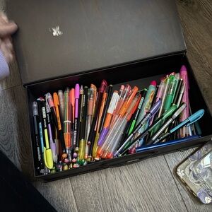 Assorted Color Pen Set